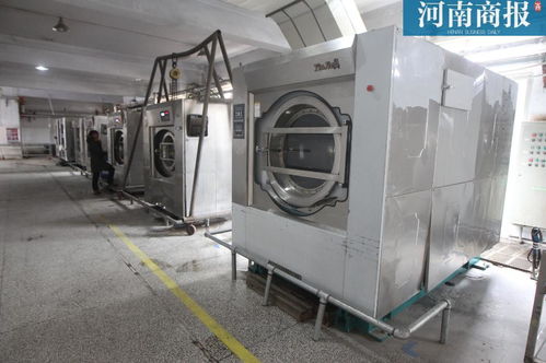 揭秘郑客洗涤厂 工人平均年龄48.5岁,春运期间日洗16吨床单被罩