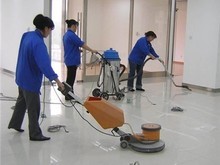 鹤保洁服务 专业楼宇清洁守护城市环境